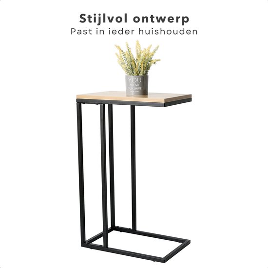 Sierlijke bijzettafel in origineel design