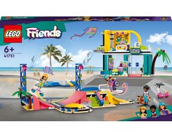foto van LEGO Friends Skatepark Bouwset met Liann, Zac en Luna Minipoppetjes - 41751