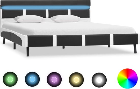 The Living Store Platformbed - Stevig en Robuust - Bed - 210 x 125 x 68 cm - LED-lichtstrip