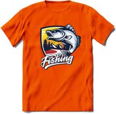 Fishing - Vissen T-Shirt | Grappig Verjaardag Vis Hobby Cadeau Shirt | Dames - Heren - Unisex | Tshirt Hengelsport Kleding Kado - Oranje - XL