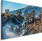 Schilderij - Waterval en bomen, premium print