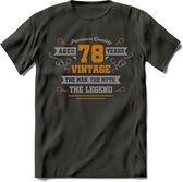 78 Jaar Legend T-Shirt | Goud - Zilver | Grappig Verjaardag Cadeau | Dames - Heren | - Donker Grijs - L