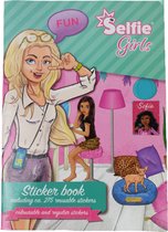 Selfie Girls kleur en stickerboek - Roze / Multicolor - Karton / Papier - A4 - Kleuren - Tekenen - Creatief - DIY - Knutselen - Cadeau - Speelgoed