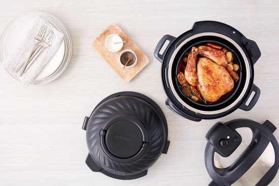 Instant Pot Duo Crisp 7,6L multicooker met airfryer - Snelkoken, sauteren, stomen, slow cook, sous vide, warmhouden, air fry, roosteren, bakken, braden en dehydrateren.