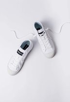 Komrads vegan sneakers - ICNS Partizan Monowhite - Schoen uit duurzaam en gerecycleerd materiaal - wit - Maat 41