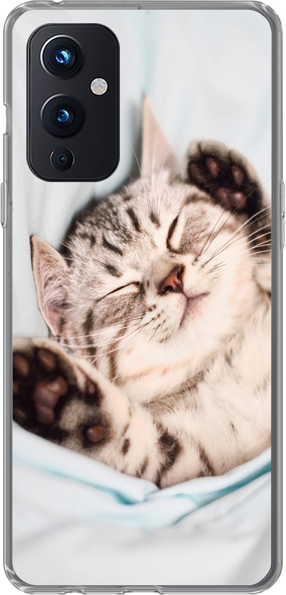 Geschikt voor OnePlus 9 hoesje - Kitten - Bed - Poten - Meisjes - Kinderen - Jongens - Kind - Siliconen Telefoonhoesje