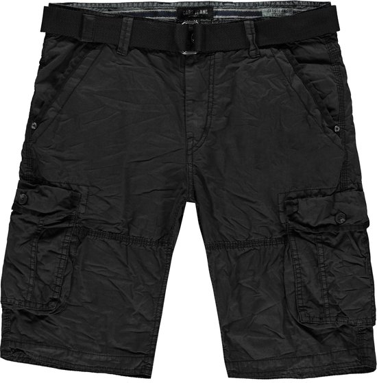 Zwarte cargo short met riem en meervoudige zakken.