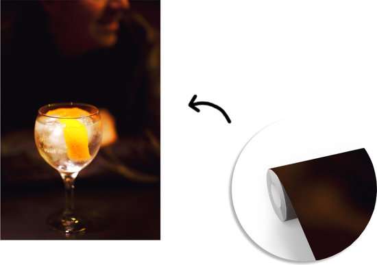 Papier peint photo vinyle - Un Gin tonic avec un citron largeur 200 cm x hauteur 300 cm - Tirage photo sur papier peint (disponible en 7 tailles)