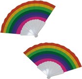 2x stuks handwaaiers/Spaanse waaiers regenboog - Verkoeling in de zomer