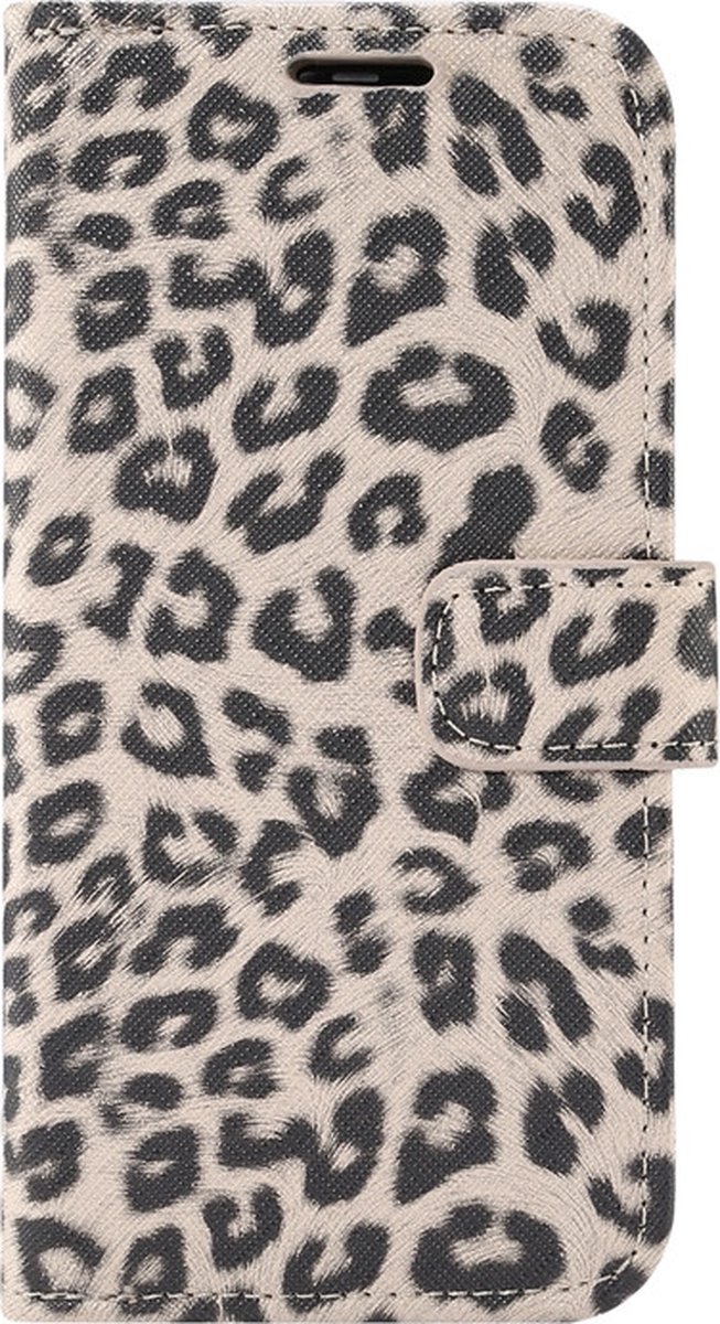 Mobigear Telefoonhoesje geschikt voor Apple iPhone 12 Pro Hoesje | Mobigear Leopard Bookcase Portemonnee | Pasjeshouder voor 2 Pasjes | Telefoonhoesje voor Pinpas / OV Kaart / Rijbewijs - Bruin