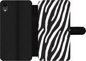 Bookcase Geschikt voor iPhone XR telefoonhoesje - Dieren - Zebraprint - Zwart - Met vakjes - Wallet case met magneetsluiting