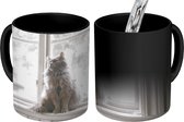 Magische Mok - Foto op Warmte Mok - Maine Coon kat zittend in de vensterbank - 350 ML - Uitdeelcadeautjes