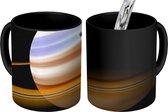 Magische Mok - Foto op Warmte Mok - Saturnus met zijn ring en een maan - 350 ML - Uitdeelcadeautjes