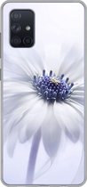 Geschikt voor Samsung Galaxy A51 hoesje - Bloem - Abstract - Wit - Siliconen Telefoonhoesje