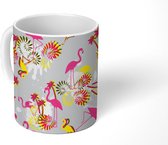 Mok - Koffiemok - Miami - Flamingo - Roze - Patroon - Mokken - 350 ML - Beker - Koffiemokken - Theemok