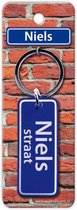 sleutelhanger straatnaam Niels 9 cm staal blauw