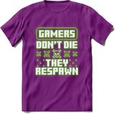 Gamers don't die pixel T-shirt | Neon Groen | Gaming kleding | Grappig game verjaardag cadeau shirt Heren – Dames – Unisex | - Paars - S