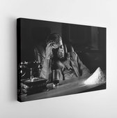 Onlinecanvas - Schilderij - Gangster Sitting At The Table Art Horizontal Horizontal - Multicolor - 40 X 50 Cm