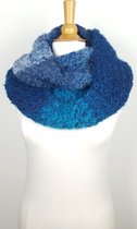 Handgemaakte warme zachte sjaal/colsjaal donkerblauw, lichtblauw en aquablauw,gehaakte tunnelsjaal