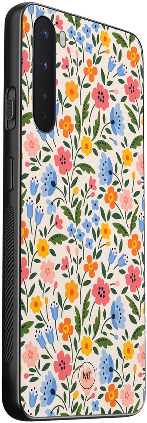 Telefoonhoesje met een crème achtergrond en een bloemenprint van rode, blauwe, oranje en gele bloemetjes met groene blaadjes.