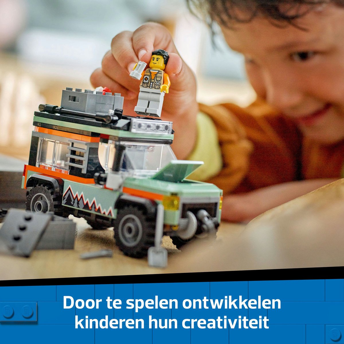 LEGO City 4x4 terreinwagen voor in de bergen - 60447 – foto 5