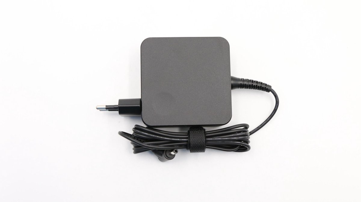 Lenovo Laptop AC Adapter 65W - 01FR159