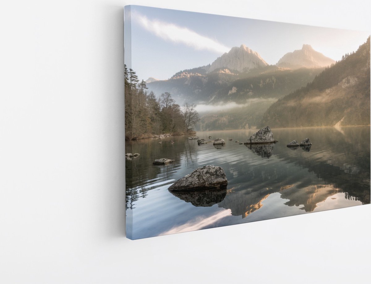 Saammp Canvas Schilderij -Mistig Landschap - Rotsen - Natuur - 45x30 - Foto op canvas - Wanddecoratie - Muurdecoratie Woonkamer - Slaapkamer decoratie - Canvas Print Multicolor