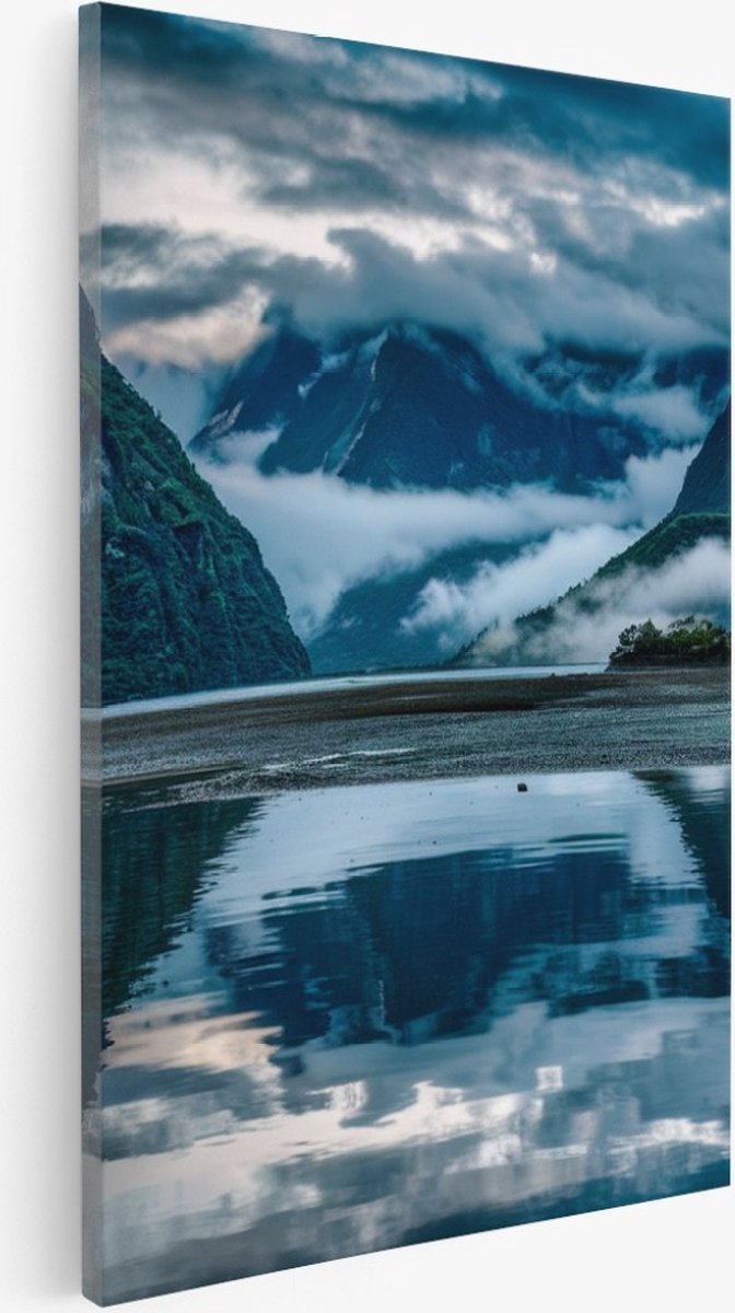 Saammp Canvas Schilderij - Bergachtig landschap met lage wolken - Natuur - 100x150 - Foto op canvas - Wanddecoratie - Muurdecoratie Woonkamer - Slaapkamer decoratie - Canvas Print Multicolor