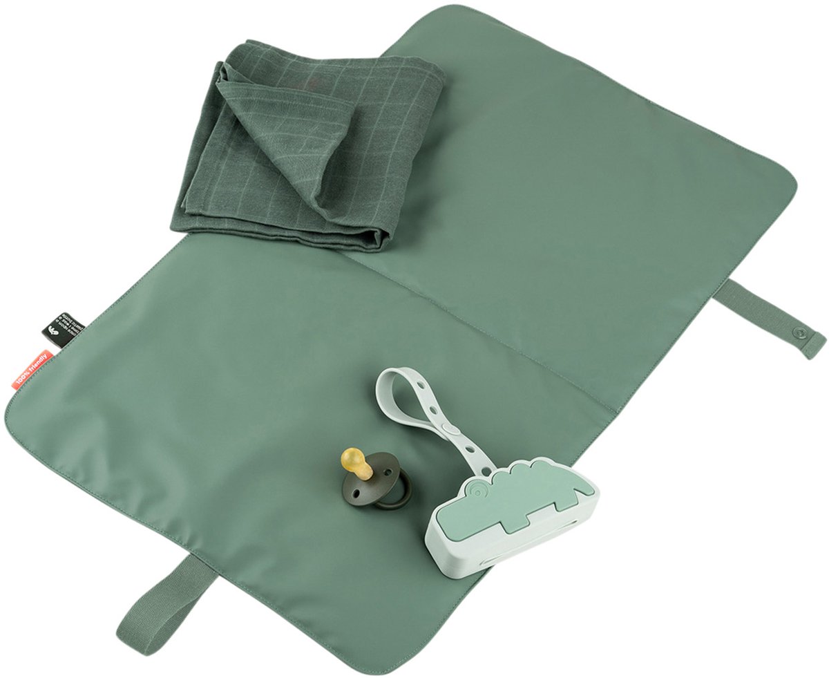 Done by Deer Foldable Changing Mat Green