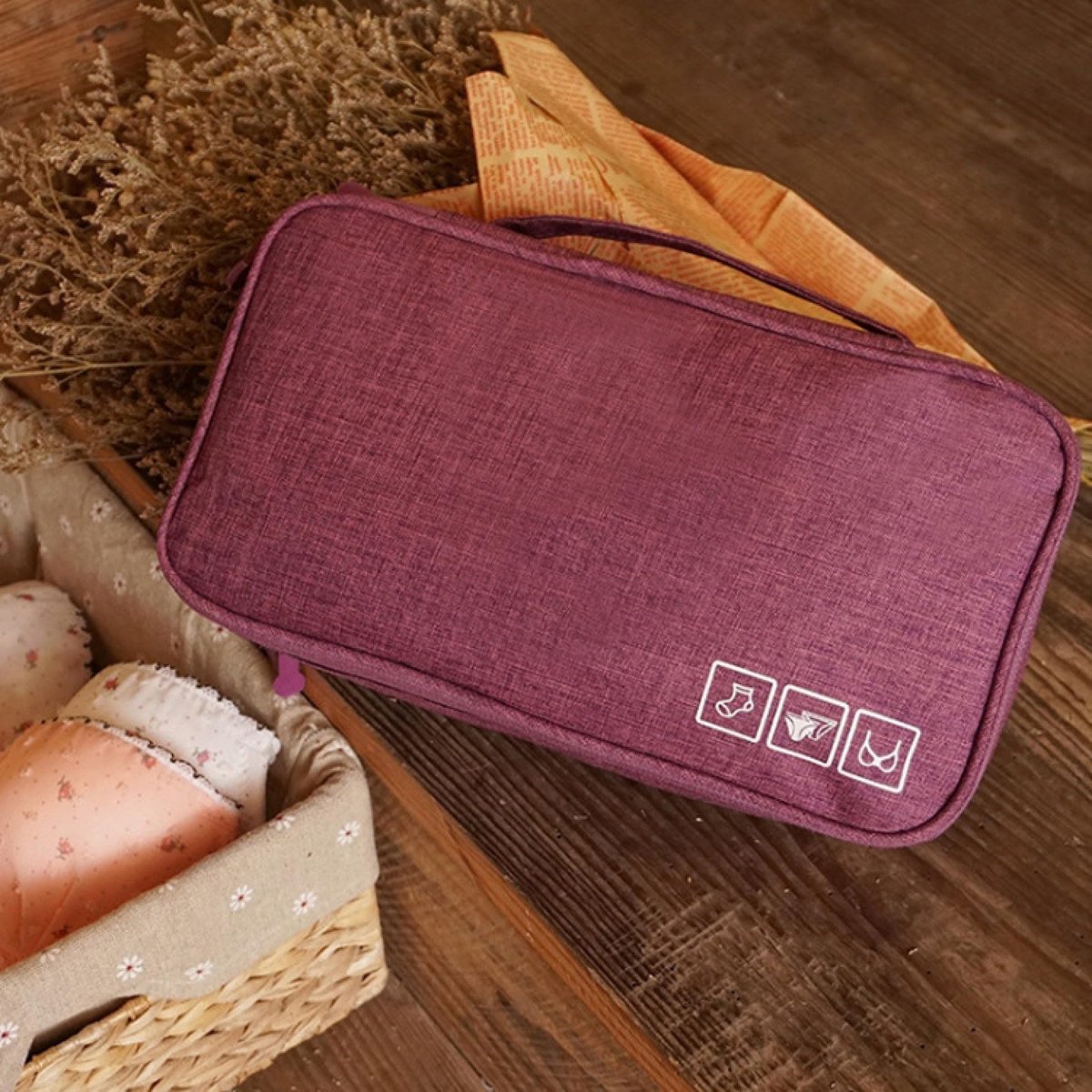 My Ninki ® Reisvriendelijke Ondergoed- en Beha-Organizer met Multifunctionele Opbergruimte voor Dames, Waterdichte Tas in Stijlvolle Paarse Kleur