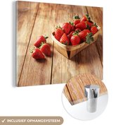 Un bol plein de fraises en plexiglas 80x60 cm - Tirage photo sur Glas (décoration murale en plexiglas)