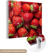 MuchoWow® Glasschilderij 50x50 cm - Schilderij acrylglas - Aardbei - Fruit - Zaadjes - Foto op glas - Schilderijen