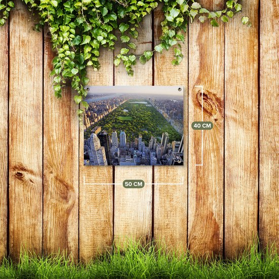 Gards Tuinposter Central Park in New York met Wolkenkrabbers - 50x40 cm - Tuindoek - Tuindecoratie - Wanddecoratie buiten - Tuinschilderij