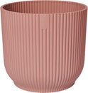 Roze Elho bloempot met verticale ribbels.