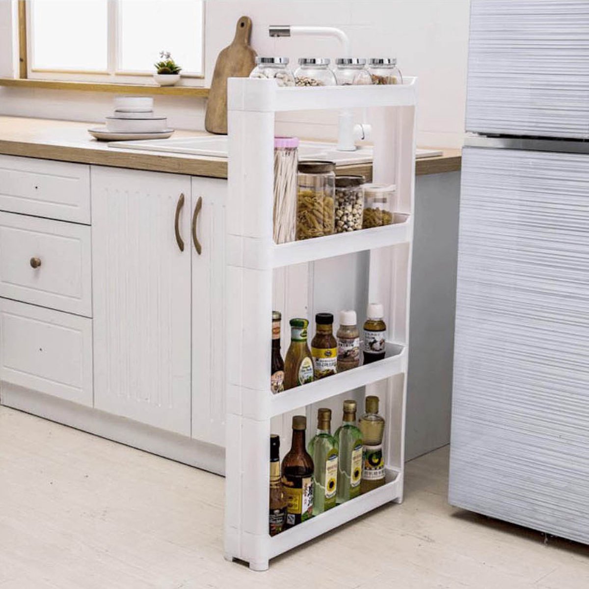 Bol.com Smal Keukenrek opbergrek 4 laags op Wieltjes met Vakken - Smalle kast - Keukentrolley met wielen - Badkamer - Nisrek aanbieding