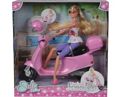 Steffi Love - Chic City met Roze Scooter