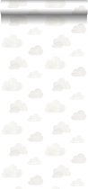 ESTAhome behang wolkjes lichtgrijs en wit - 138945 - 53 cm x 10.05 m
