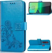 Voor Motorola G8 Spelen Vierbladige sluiting Reliëfsluiting Mobiele telefoon Bescherming lederen tas met lanyard & kaartsleuf & portemonnee & beugel-functie (blauw)
