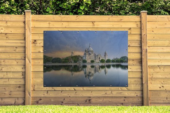 Décoration murale Ciel coloré au-dessus d'un immeuble de la ville indienne de Calcutta - 180x120 cm - Poster jardin - Toile jardin