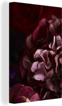 Canvas schilderij 120x180 cm - Wanddecoratie Close-up hortensia op vervaagde achtergrond. - Muurdecoratie woonkamer - Slaapkamer decoratie - Kamer accessoires - Schilderijen