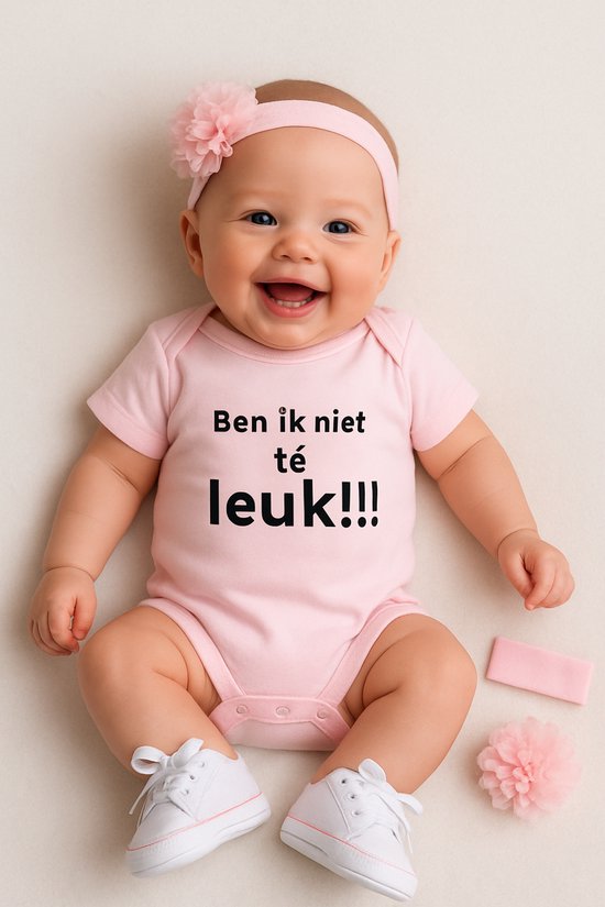 Kraamcadeau meisje met romper babysneakers en hoofdband - Ben ik niet te leuk - groot kraampakket - kraamkado meisje met haarband - ook rechtstreeks versturen met kaart mogelijk van Beebielove — afbeelding 2