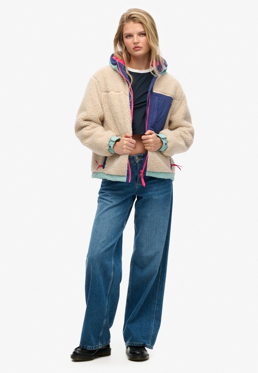 Superdry jas van sherpastof met capuchon Dames Buitenjassen Vintage Ecru