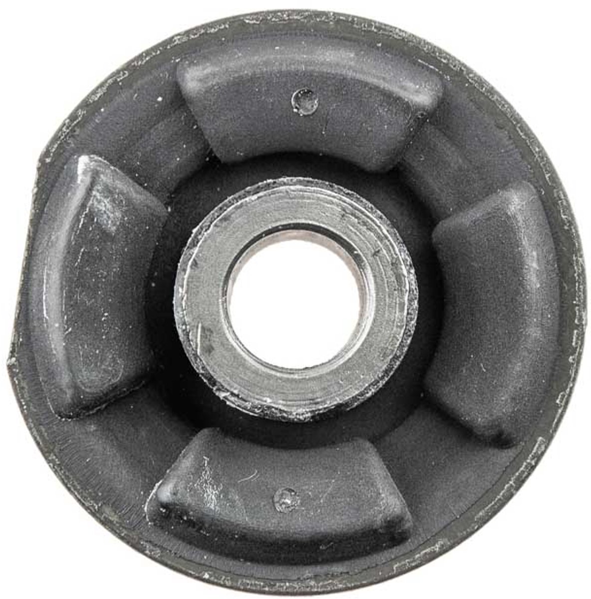 Draagarmrubber OEM 4670457AA