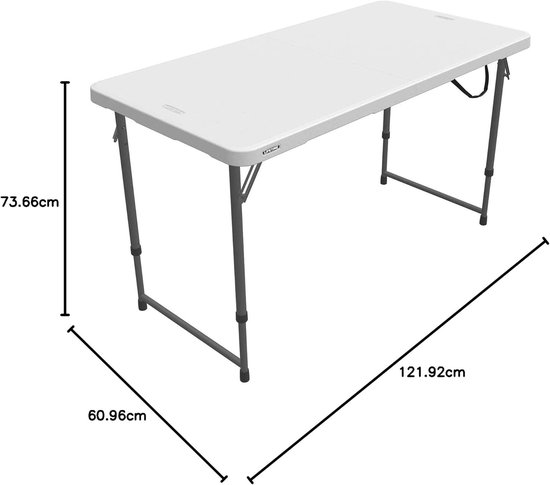 kaptafel voor 4 plaatsen incl. 4 in hoogte verstelbare stoelen