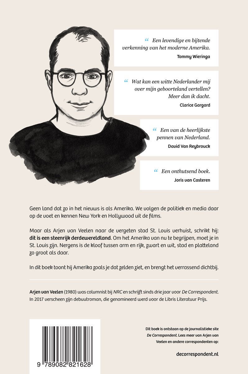 Boekcover met een zwart-wit illustratie van een man met bril en tekstquotes. Titel: Amerikanen lopen niet.