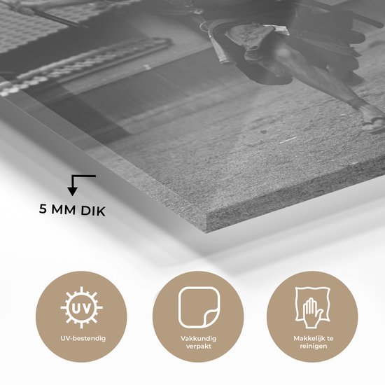 MuchoWow® Peinture sur verre 160x120 cm - Peinture sur verre acrylique - Photo Zwart et blanc d'un samouraï en cours d'exécution - Photo sur verre - Peintures