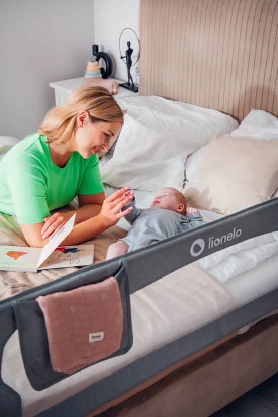 Lionelo Eva Barrière de Lit – Barrière de Sécurité jusqu’à 27 kg – Pliable à 180° – Largeur 150 cm – Cadre en Aluminium Durable – SecureBelt & Verrou StandSafe – Pour Enfants 18 mois à 5 ans