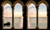Fotobehang - Vlies Behang - Uitzicht op Zee door de Pilaren 3D - 208 x 146 cm