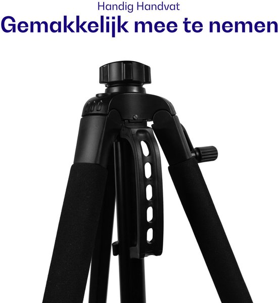 Close-up van handvat op een zwart statief met schuimrubberen handgrepen.