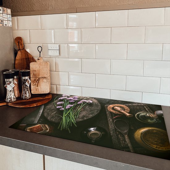 Inductie beschermer 78x52 cm - Kruiden - Stilleven - Kookplaataccessoires - Afdekplaat voor kookplaat - Anti slip mat - Keuken decoratie inductieplaat industrieel - Inductiebeschermer - Inductiemat - Beschermmat voor fornuis